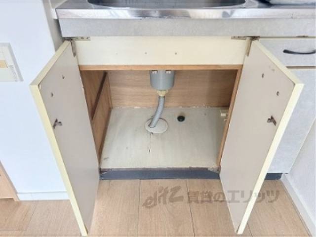 キッチン　下部収納