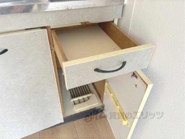 キッチン　下部収納