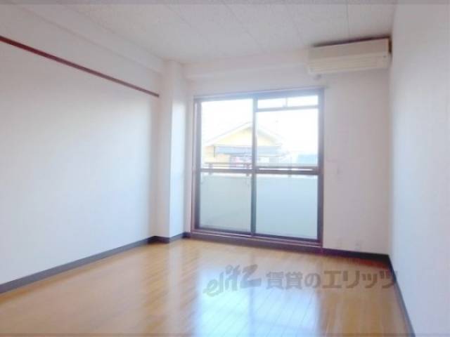 洋室　きれいな室内です。