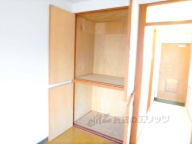 収納　キッチン台が新調されています。