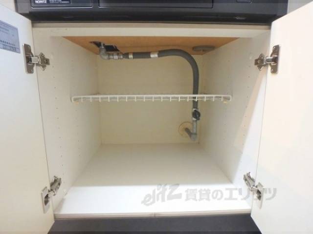 キッチン　下部収納
