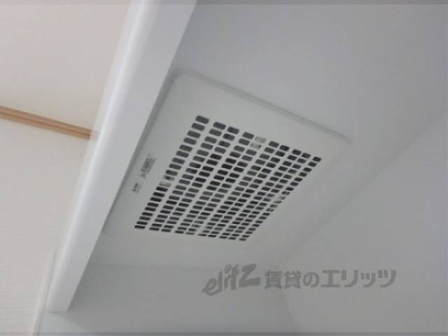キッチン　キッチン換気扇