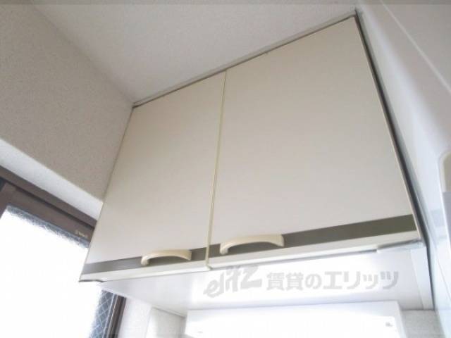 キッチン　キッチン上収納