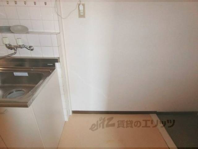 冷蔵庫置場