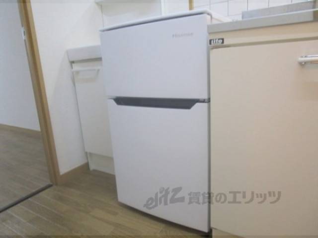 冷蔵庫置場 換気扇