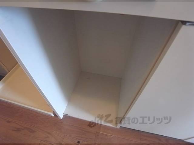 キッチン　301