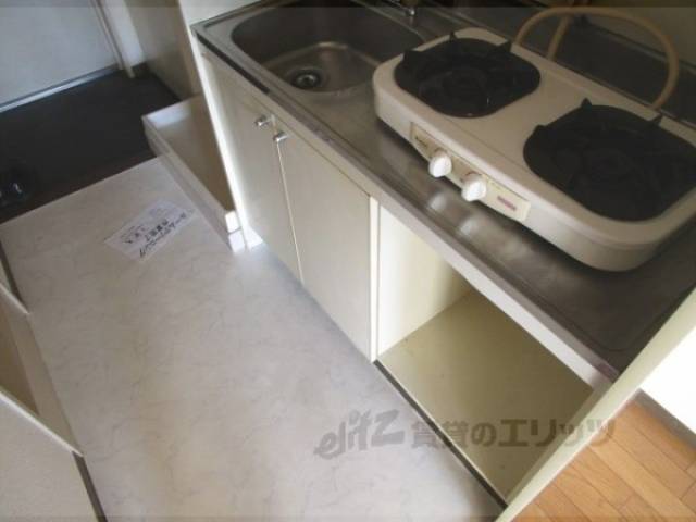 キッチン　キッチン下収納