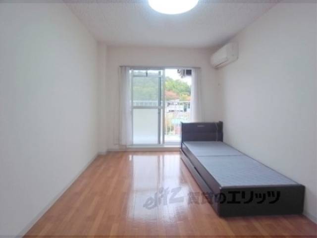 居室　洋室７帖のお部屋です。