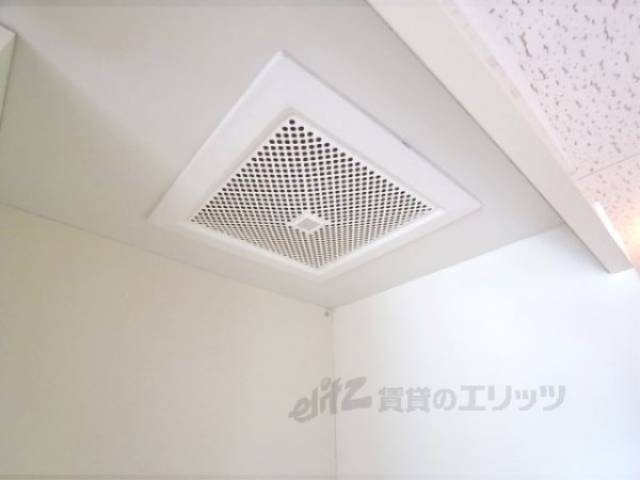 キッチン　換気扇