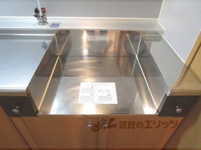 キッチン　コンロ置場