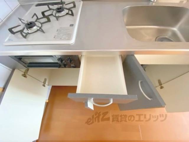 キッチン　収納
