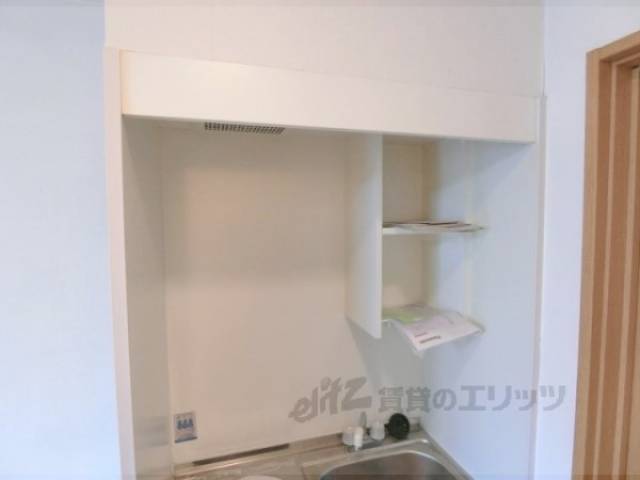 キッチン　キッチン上部収納