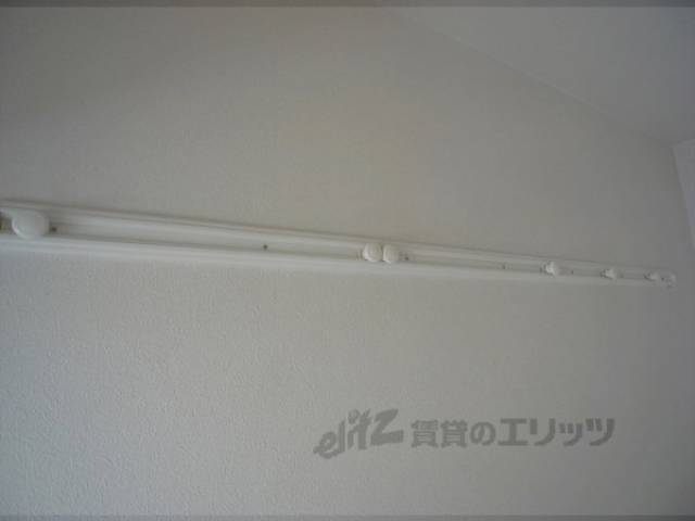 壁掛けレール