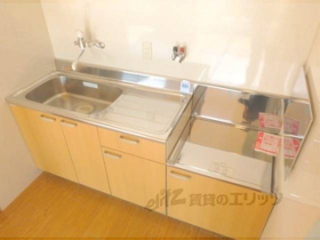 キッチン　キッチン下段　二口コンロ設置可
