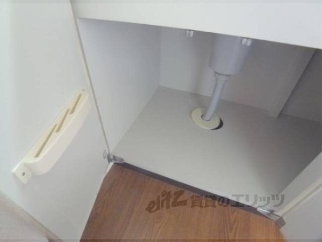 キッチン　キッチン下部収納