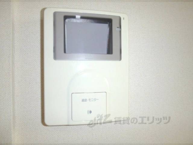 玄関モニター　防犯面も安心です。