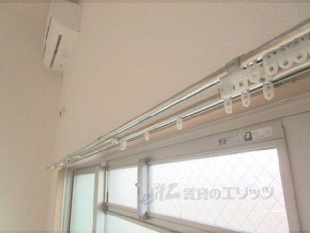 カーテンレール