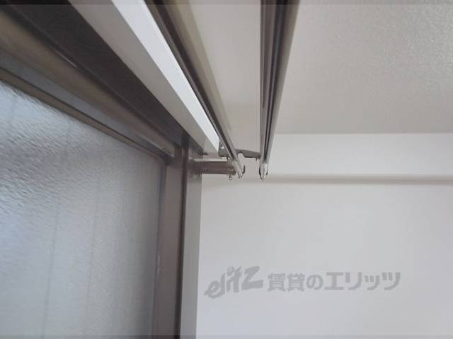 カーテンレール