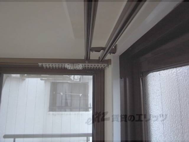 カーテンレール