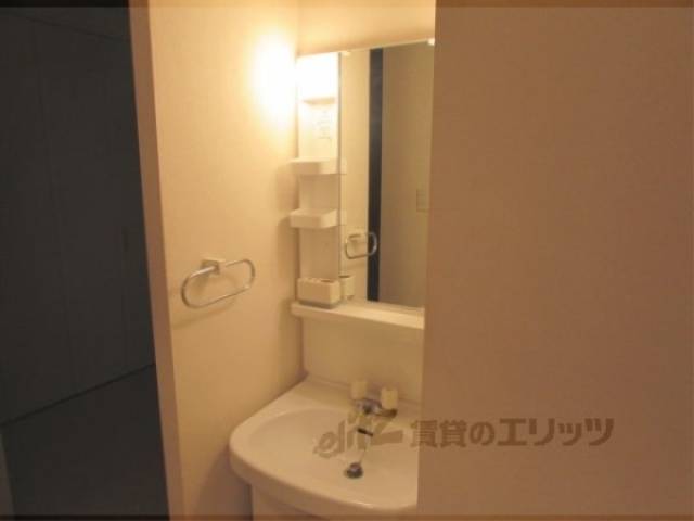 洗面所　独立洗面台