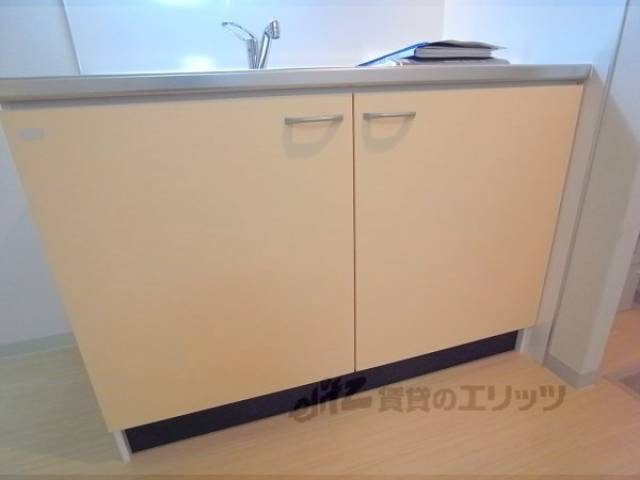 キッチン　下部収納