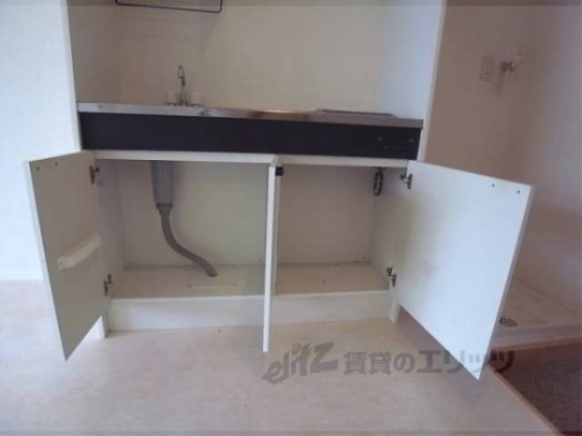 キッチン　キッチン下部収納