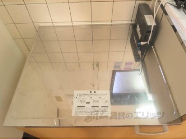 キッチン　コンロ設置場