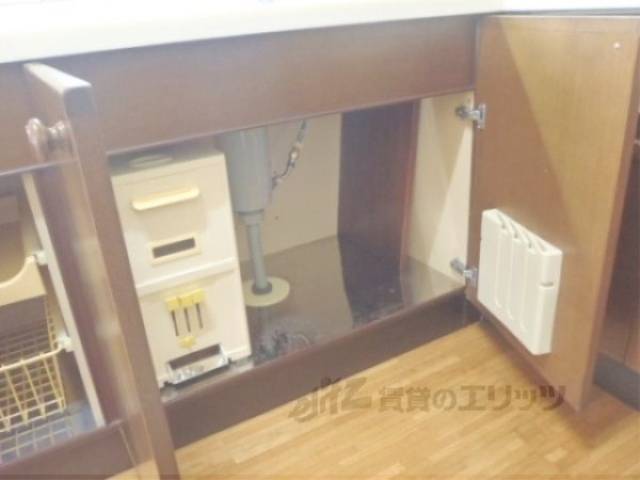 キッチン　下部収納