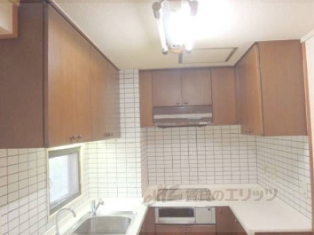 キッチン　下部収納