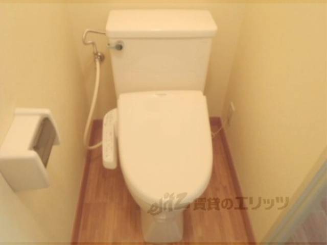 トイレ　ウォシュレット