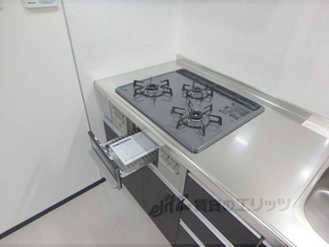 キッチン　コンロ