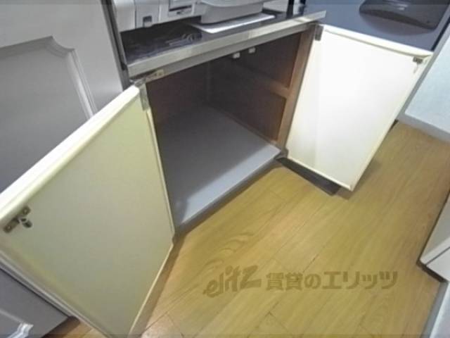 キッチン　収納