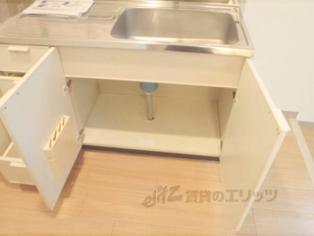 キッチン　キッチン下部収納