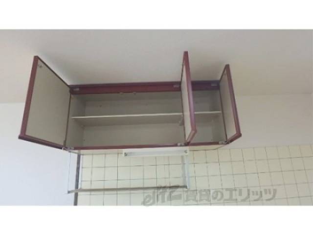 キッチン　キッチン上部収納