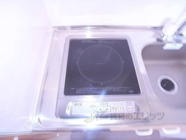 キッチン　１口コンロ付きのキッチンです