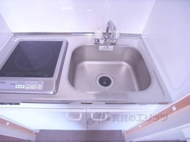 キッチン　１口コンロ付きのキッチンです