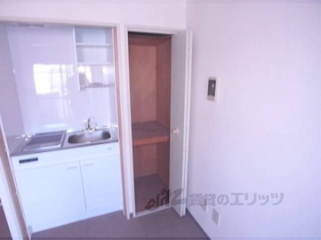 収納　収納ボックスなどを使えば収納力アップ