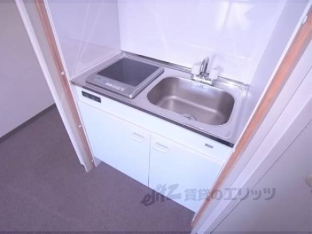 キッチン　１口コンロ付きのキッチンです