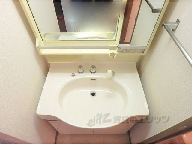 洗面所　独立洗面台