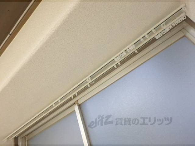 カーテンレール