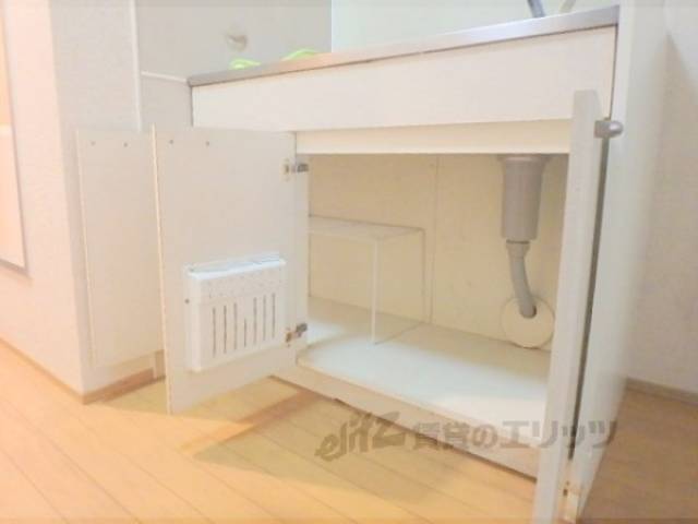 キッチン　キッチン下部収納