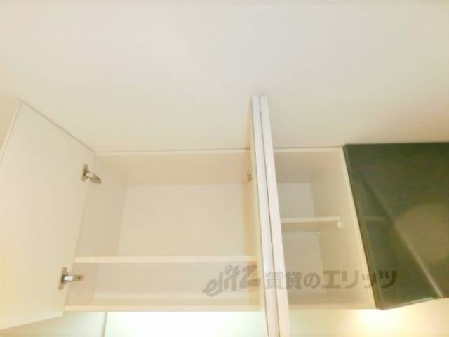 キッチン上収納