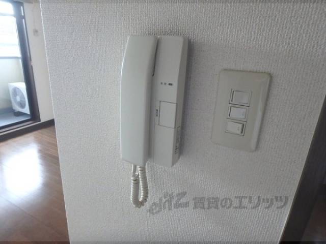 インターホン