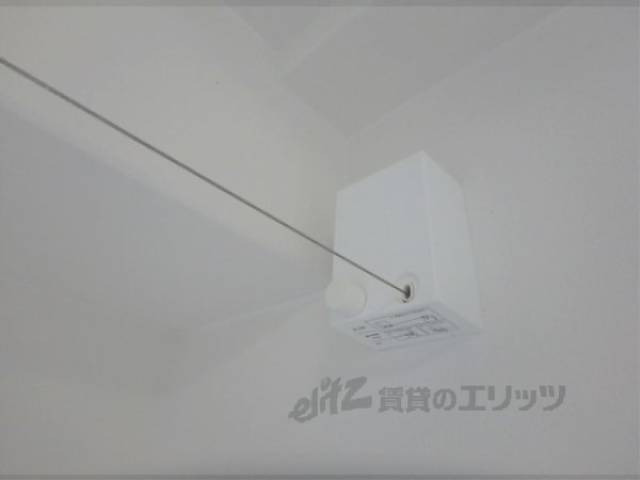 室内干し　ワイヤーが伸びます