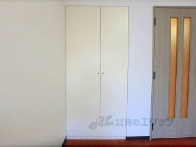 収納　ドアホン