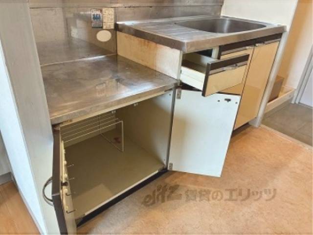 キッチン　下部収納