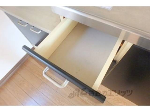 キッチン　キッチン引出