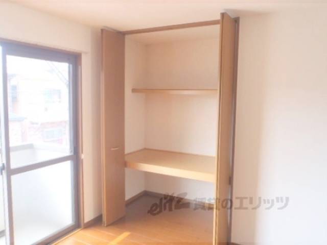 リビング　収納