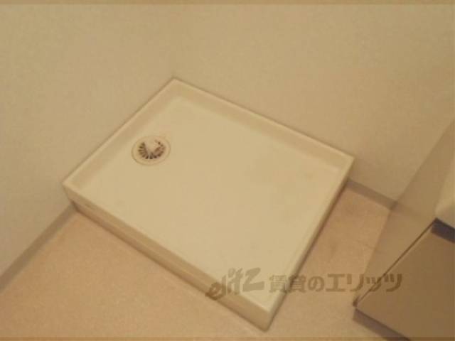 洗濯機置場　室内で洗濯機も汚れません