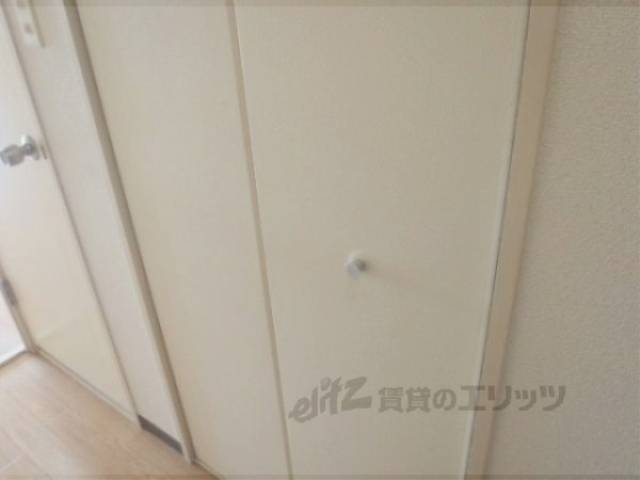 収納　廊下収納